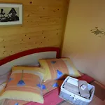 Alpika Lodge *