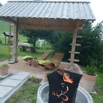 Alpika Lodge *