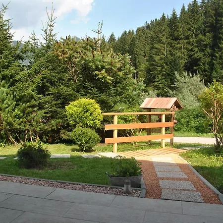 Studio Alpika Lodge