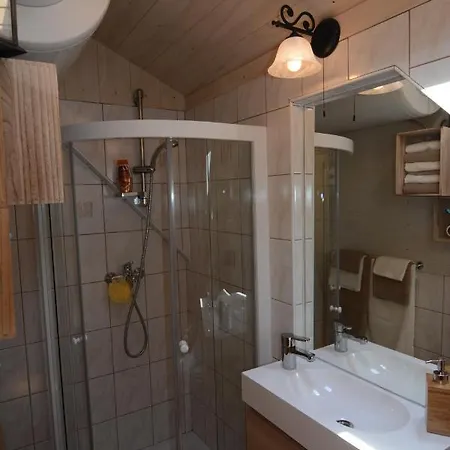 Lodge Studio Alpika Luce